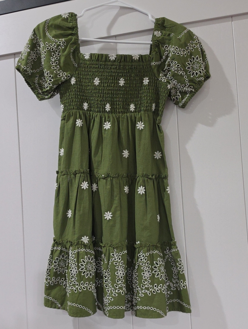 crown & ivy Olive Green Puff-Sleeve Embroidered Tiered Dress
